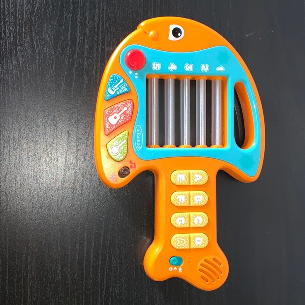 Infantino Go gaga! Fish Guitar